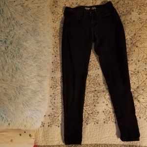 Denizen from Levi's Low Rise Jeggings